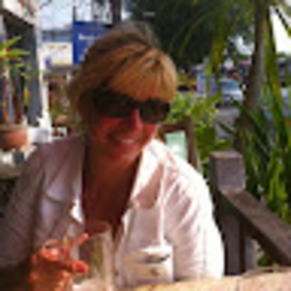 Meet your Posher, Julee